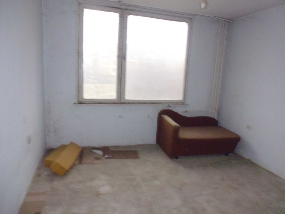 Тристаен апартамент за продажба в ж.к. Люлин 3, гр.София