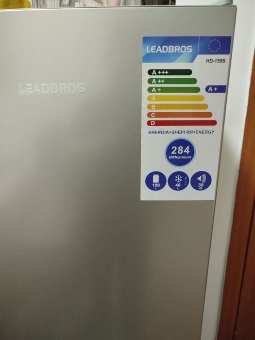 Продам холодильник