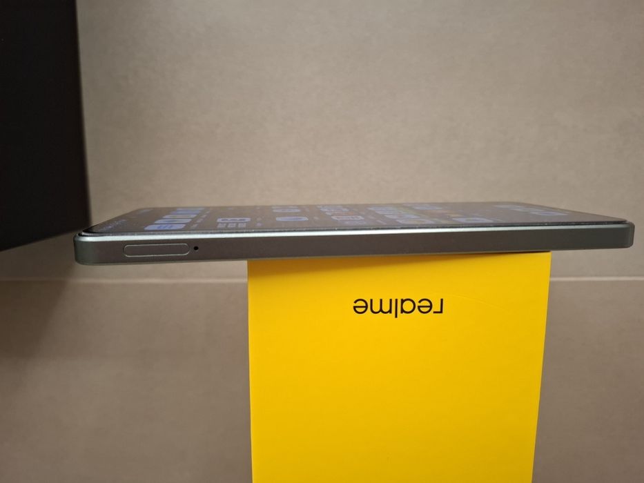 Смартфон Realme C67