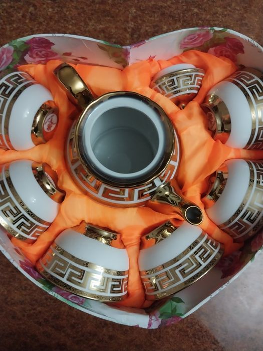 Посудные наборы.