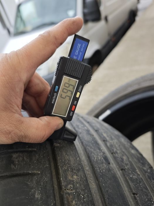 245 40 18 Dunlop sport maxx Гуми 2 бр. ,1бр. Matador 225 45 18