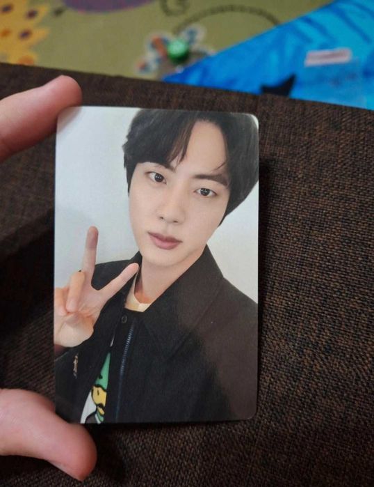 Album The astronaut JIN + 2 photocarduri originale