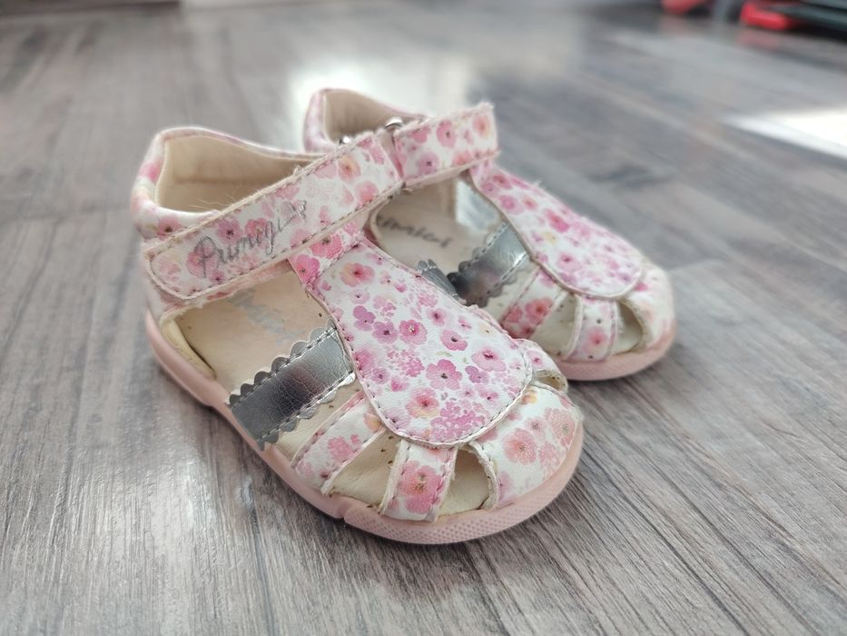 Сандали Primigi №18 

*Дължина на стелката: 10.7 см
*Стелка от естеств