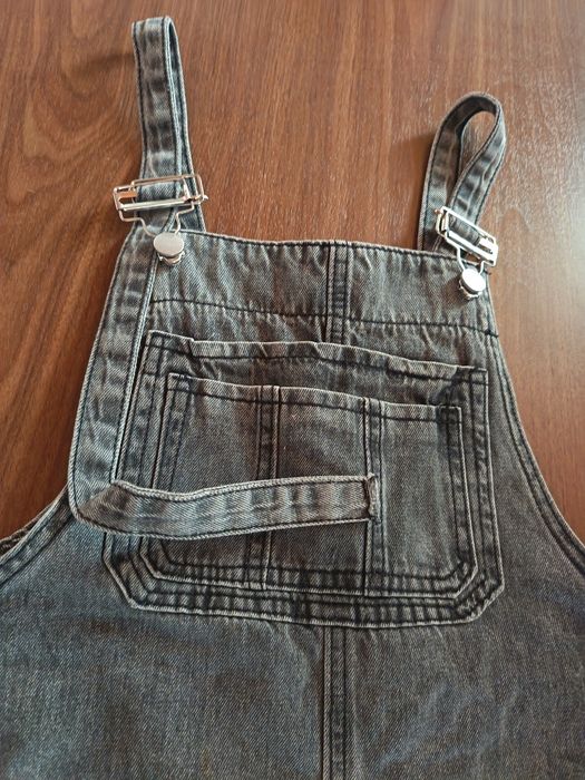 Sarafan kiyganda asal turadi