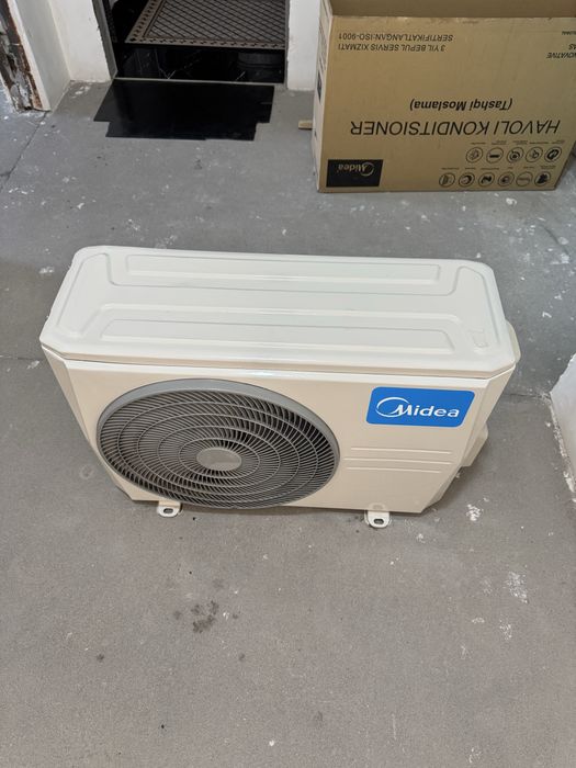 Кондиционер новый продам