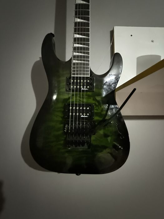 Jackson js32q transparent green burst електрическа китара