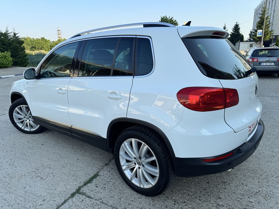 Volkswagen Vw Tiguan ~ 2l TDI 177 CP *  Euro 5  * 4Motion 4x4 * AUTOMAT  DSG / Webasto / BiXenon /  Proprietar