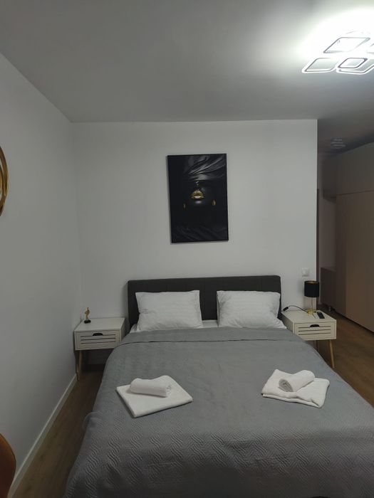PRIMA ÎNCHIRIERE- Apartament de închiriat cu 1 cameră în bloc nou ultra modern, situat pe str. George Coșbuc cu parcare privată.