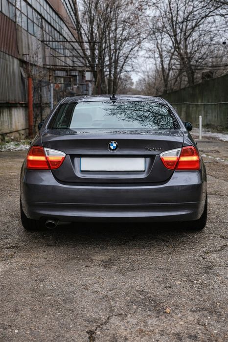 BMW Seria 3 E90 320i – 150 CP – Manuală