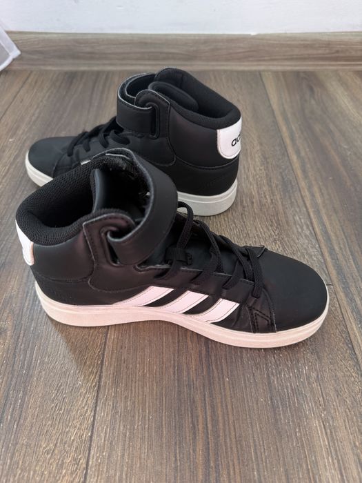 Маратонки/ кецове Adidas
