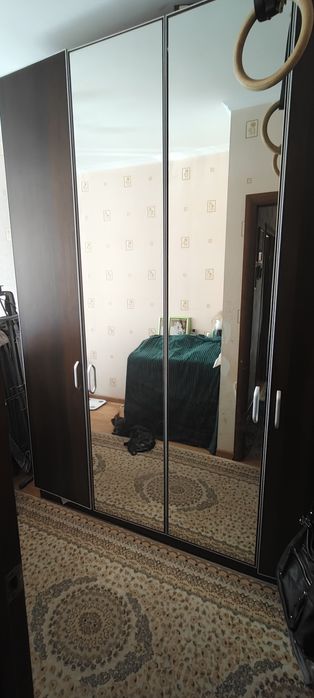 Продам спальный гарнитур