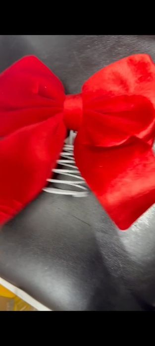 Новый бант на елку