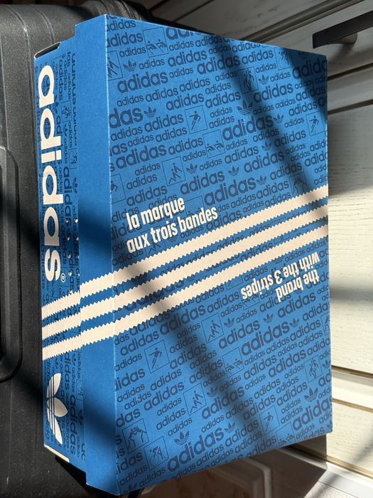 Кроссовки adidas