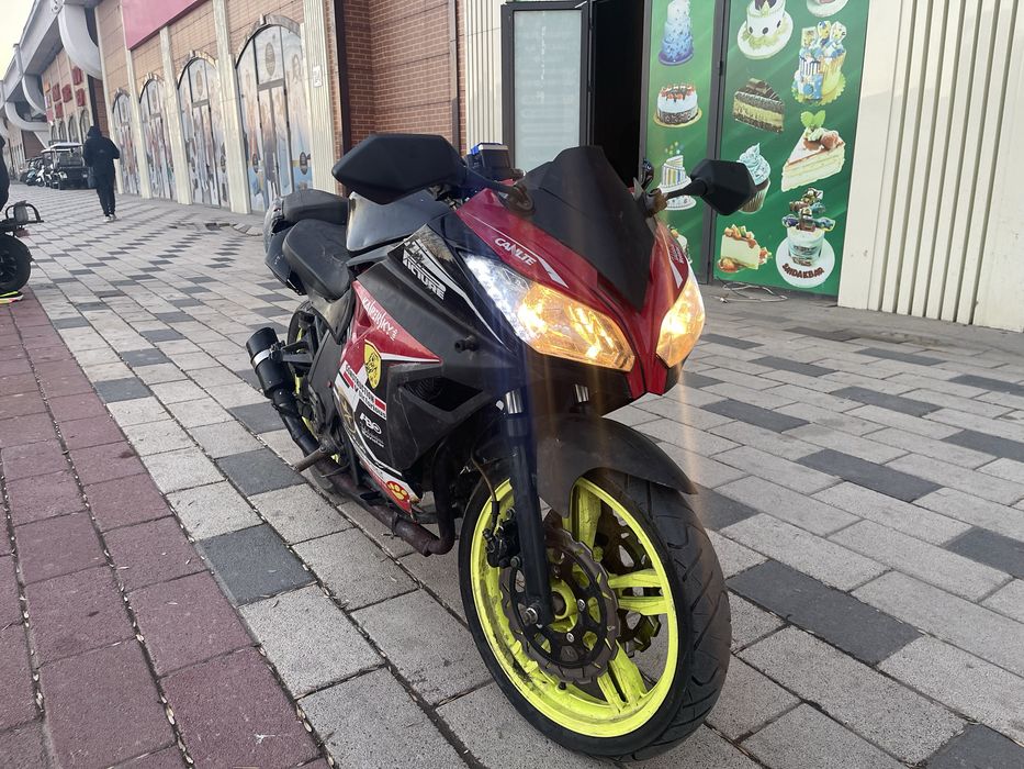 Kawasaki мотоцикл  350 kub