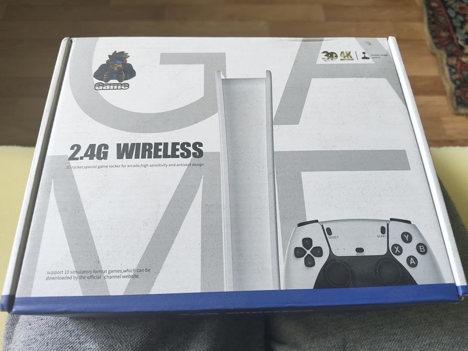 Продам консоль с восмибитными играми Sega