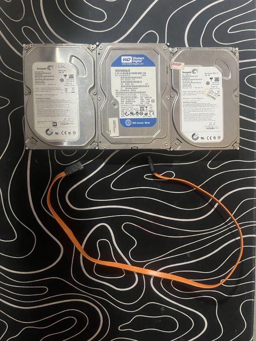 SSD 500/250 gb plus cablu SATA cadou