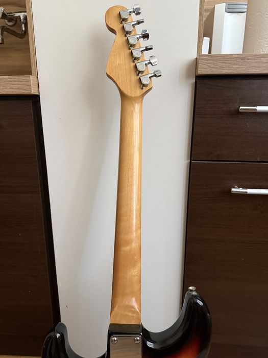 Fender Squier Strat  SE китара