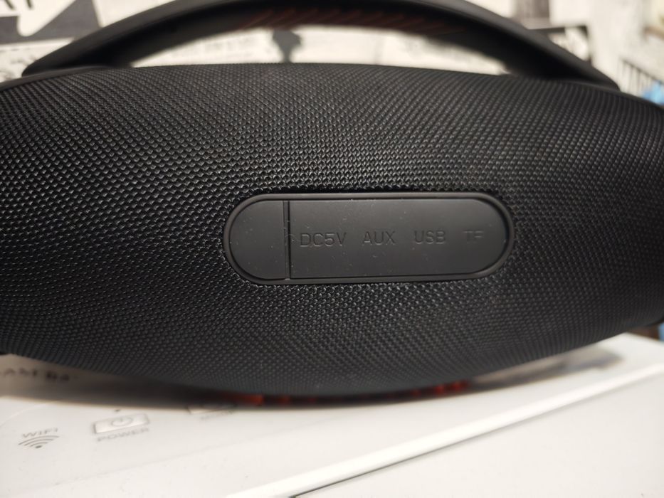 Boxa portabilă Bluetooth