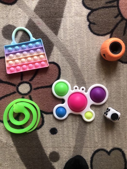 Играчки тип попит