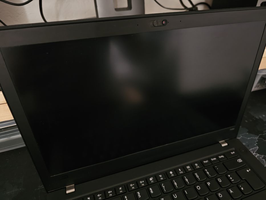 ThinkPad T480 14" Lenovo i5 8250 Full HD 8Gb RAM не работает