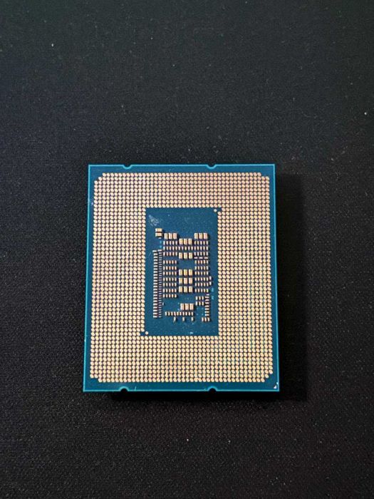 Процессор Intel Core i3-12100, LGA1700