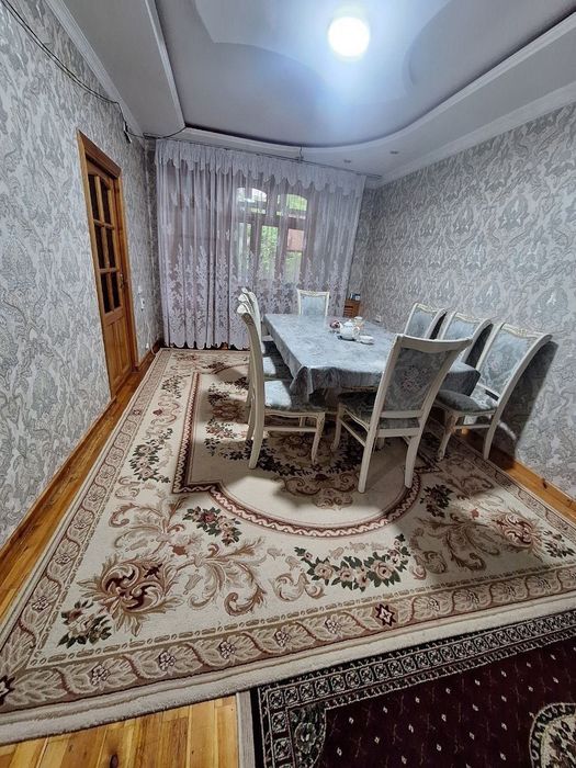 Продаётся 3 комнатная квартира Массив Феруза Кафе Шукрона