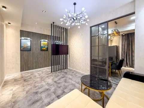 Parkent Avenue мирзо-улугбек подключ паркентский  Площадь: 52;