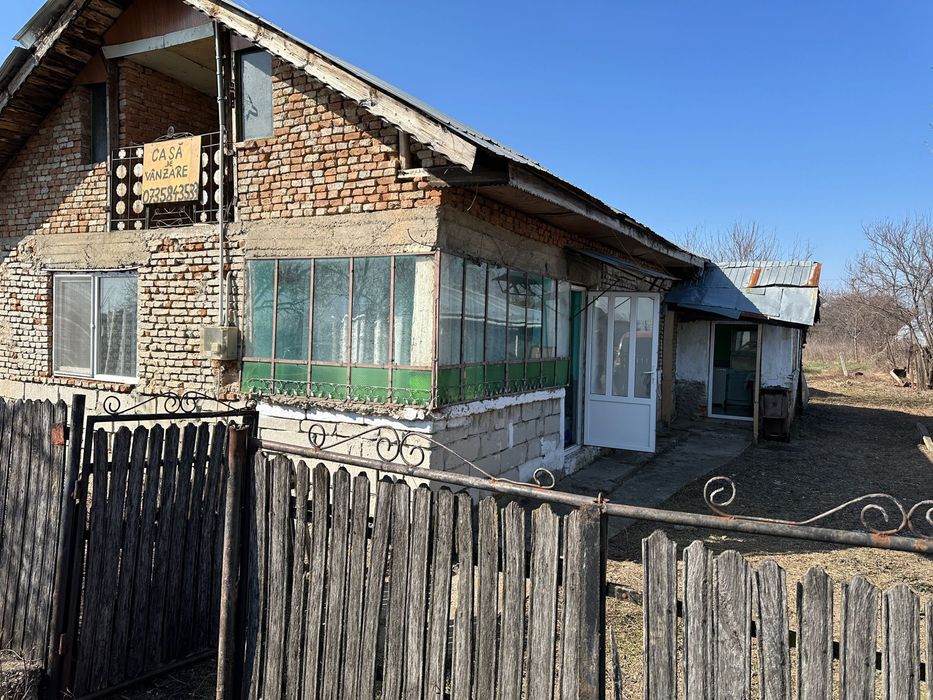 Casă de vânzare Brătășanca