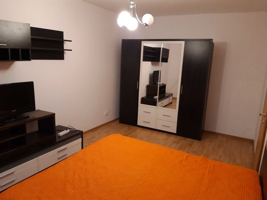 Proprietar, inchiriez garsoniera decomandata, 35 mp, str. Zizinului