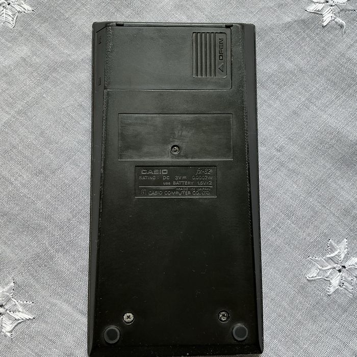 Calculator Casio fx-82, cu functii, stare perfecta de functionare