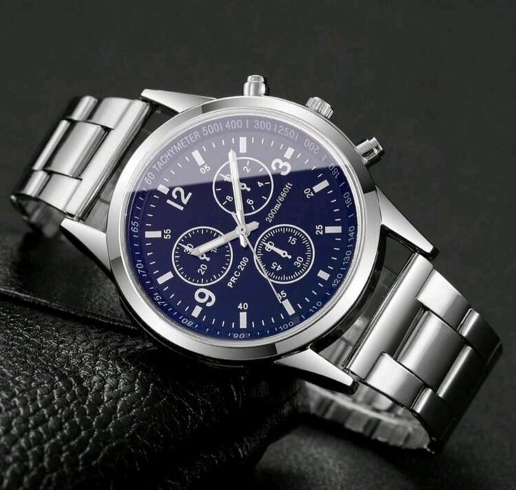 Мъжки бизнес часовник