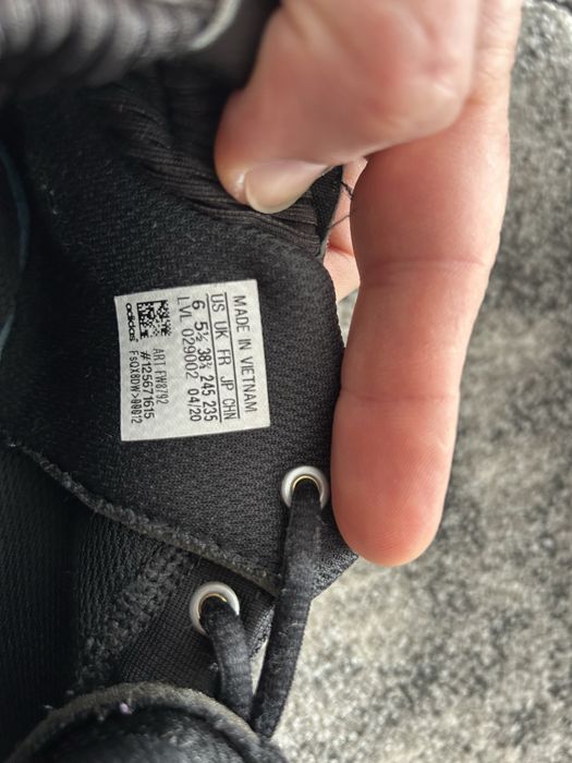 Adidas marime 28 (2/3)