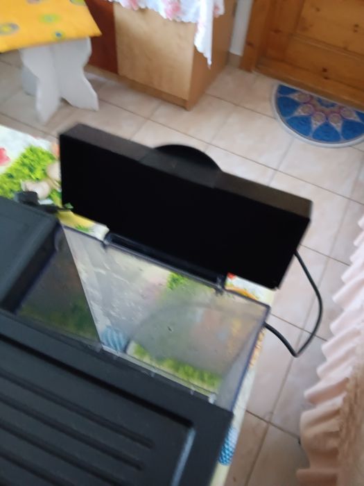 Expresor cafea  pentru 2 cafele in același timp  face laptele spuma in  stare bună,puțin folosit , adus fin Spania,,,cre