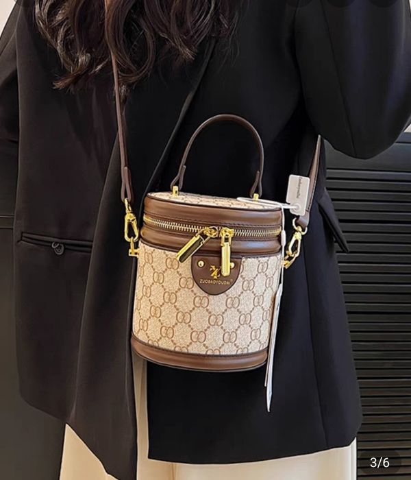 Женская шикарная  сумочка