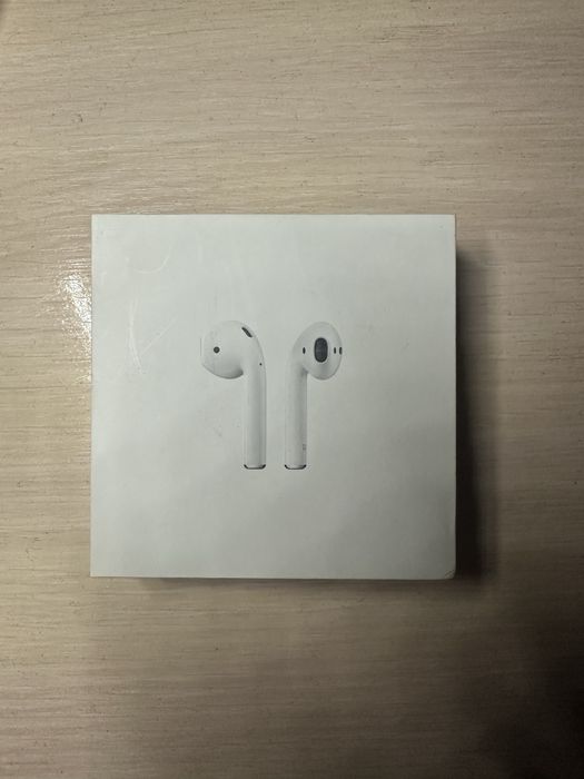 airpods 2 б/у батарея нормальная
