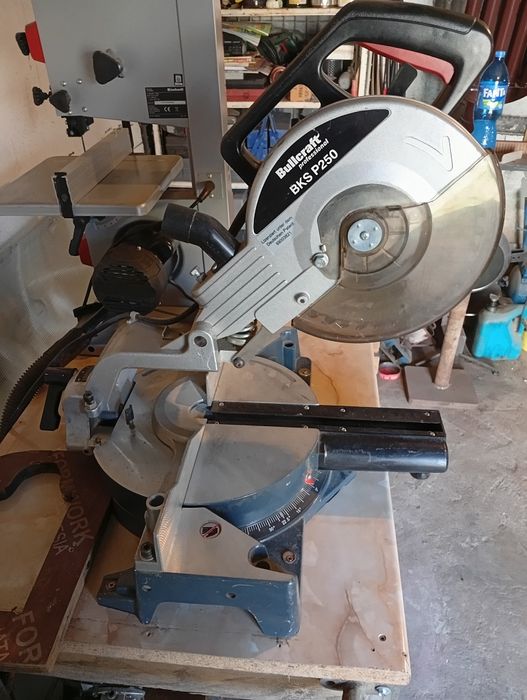 Продавам потапящ циркуляр Bullcraft.