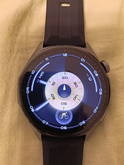 Vând smartwatch Huawei GT 6