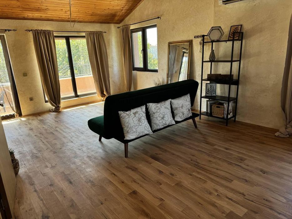 Продава се Къща в Приморско - 300 кв.м за 1300 €/кв.м - Снимка #3