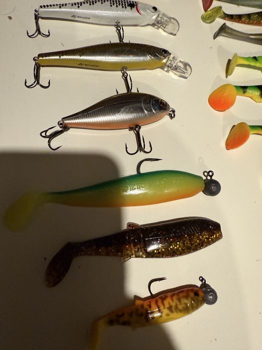 Воблери силикони блесни