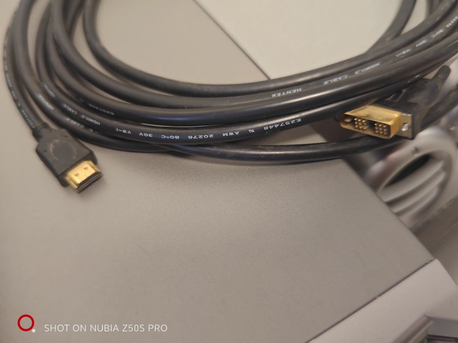 Кабель HDMI переходник на DVI