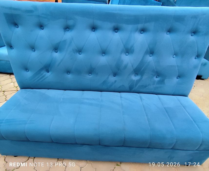 Диваны для кафе,