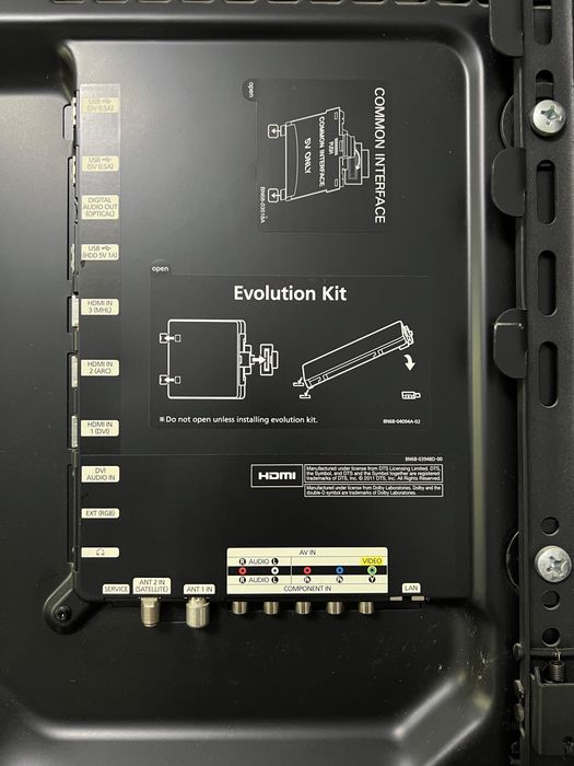 Телевизор Samsung UE40ES8007U,  диагональ 102 см