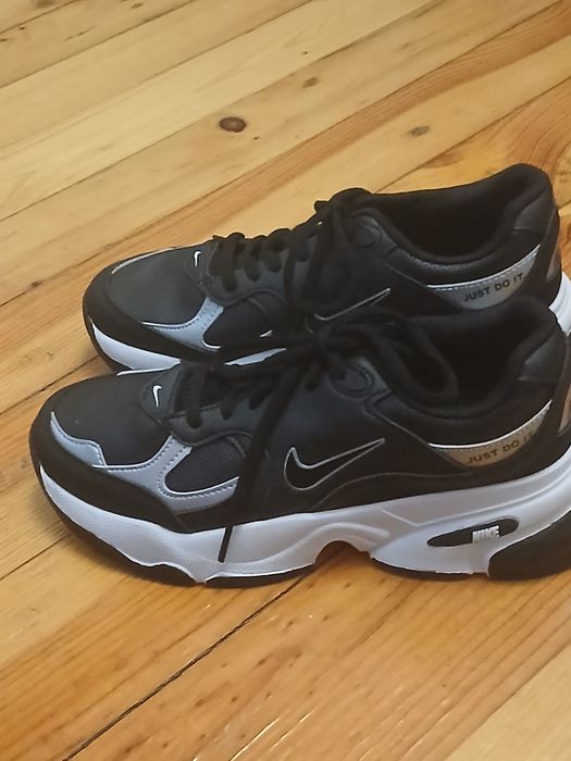 Маратонки NIKE Намаление