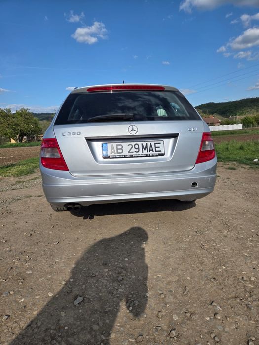 Vind mercedes c200 CDI
