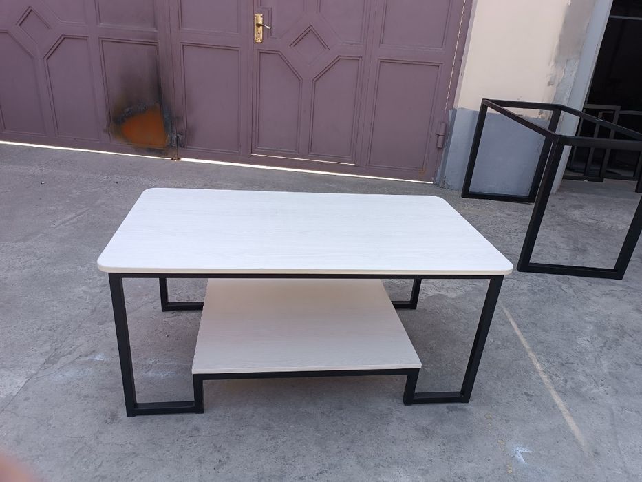 Журнальный столик в стиле лофт