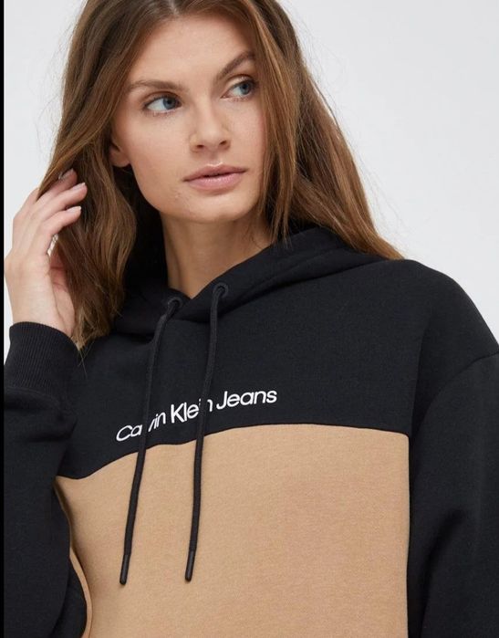 Оригинална нова блуза СК