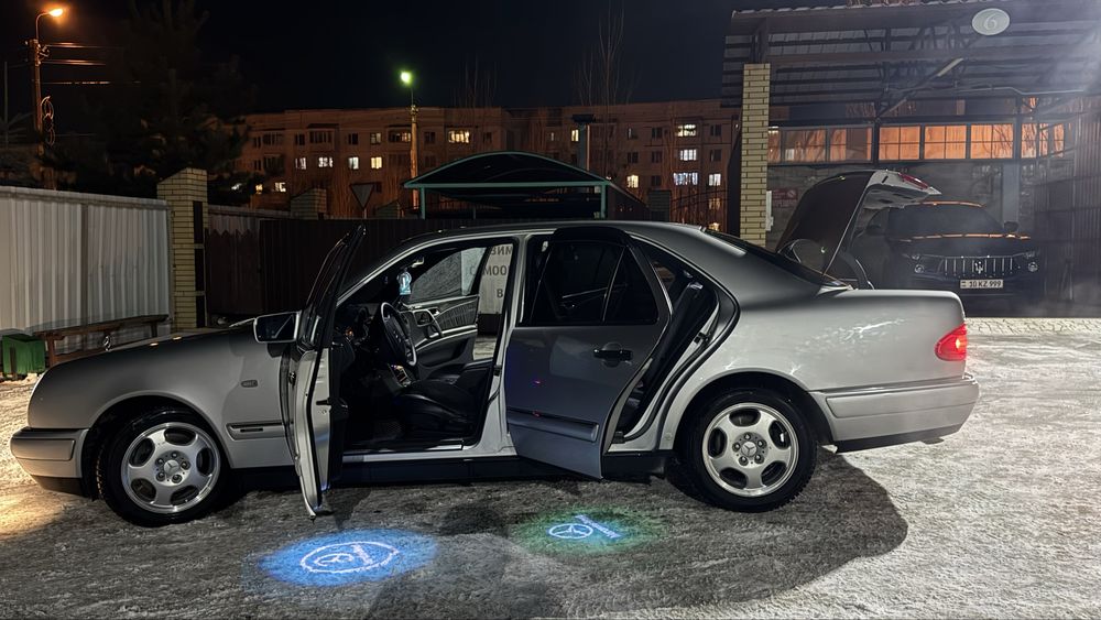 В Продаже легендарный w210 e400