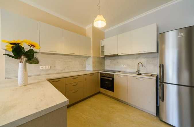 Дава се под наем Тристаен апартамент в София, Младост 2 - 95 кв.м за 528.36 € - Снимка #3