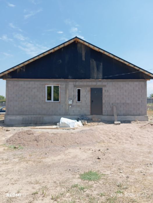 Продам дом в черновой отделке