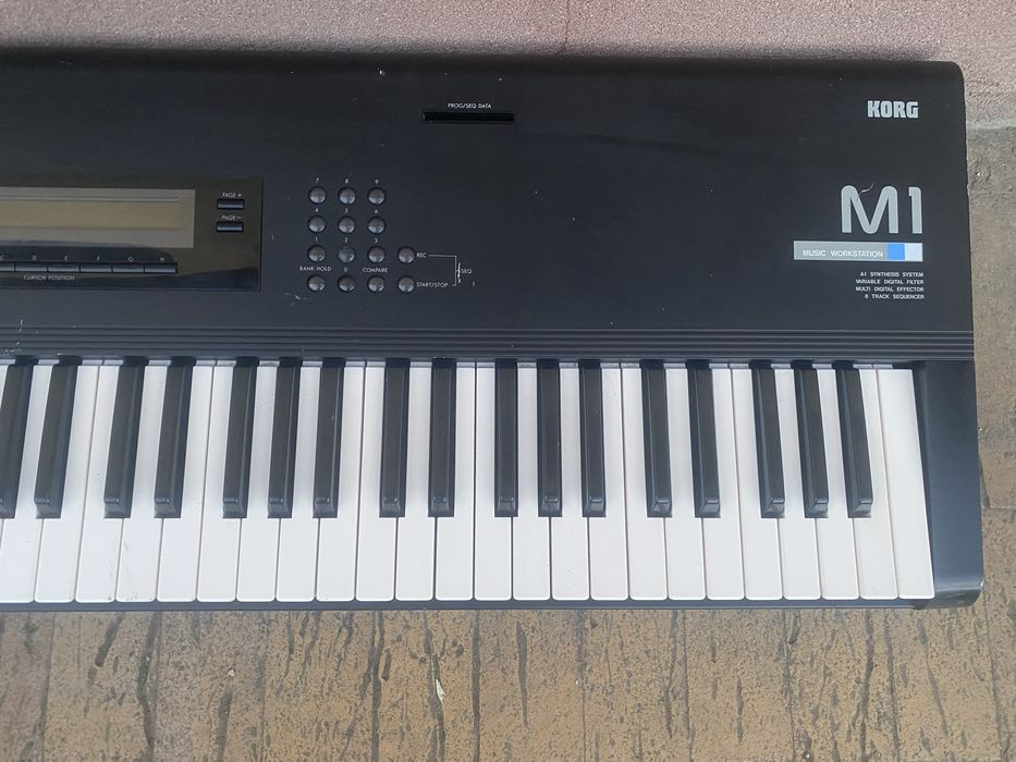Synth M1 . Synth M1.